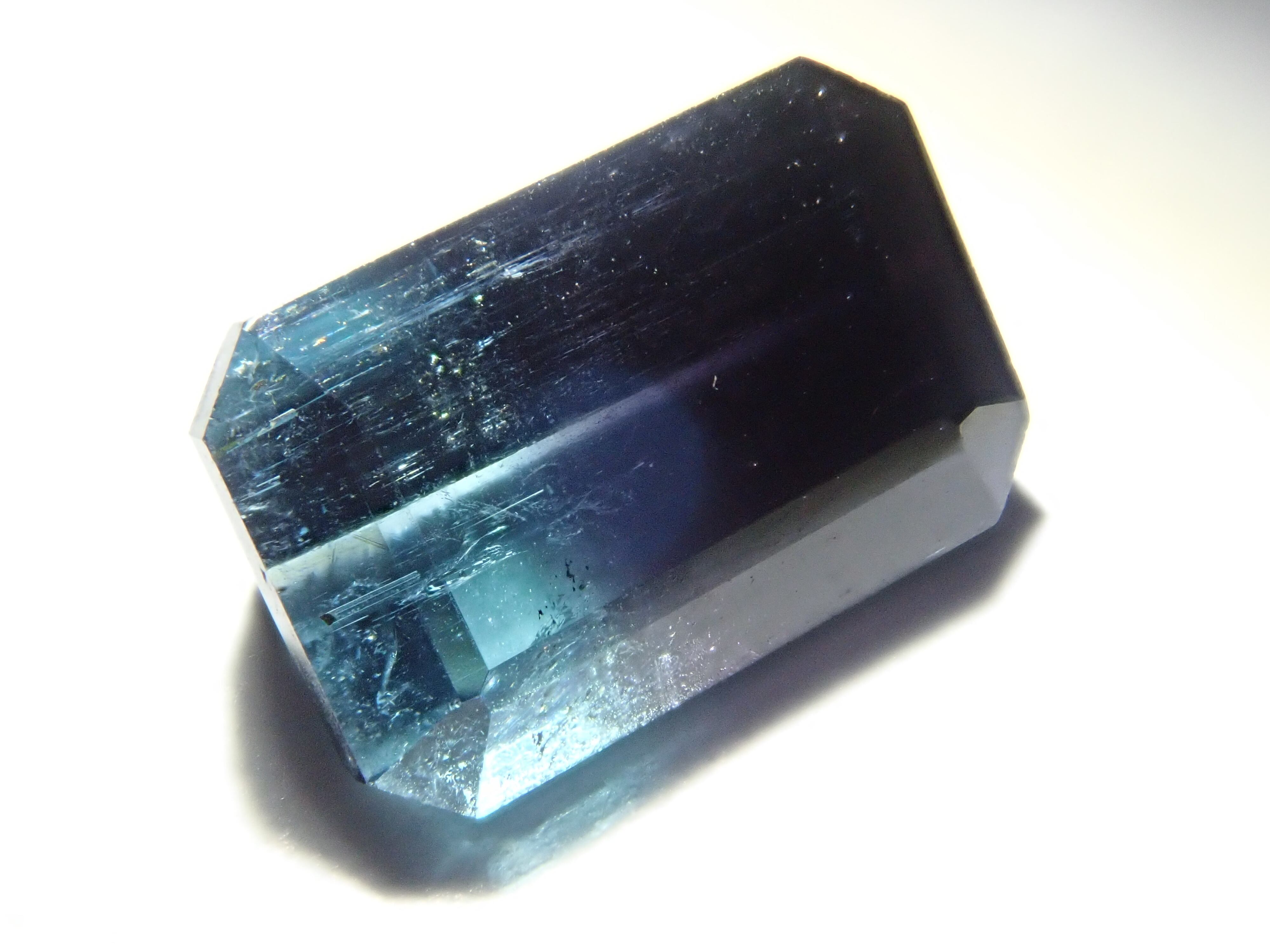アフガニスタン産バイカラートルマリン 1.918ct | Gem Shop Urcaguary