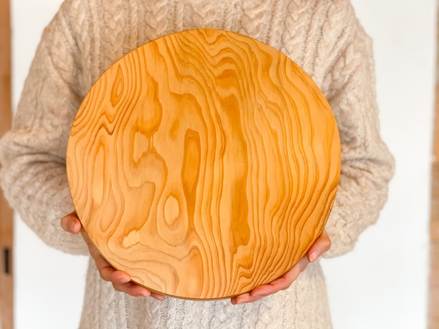 木のお皿、カッティングボード（大きな丸/耳つき①）