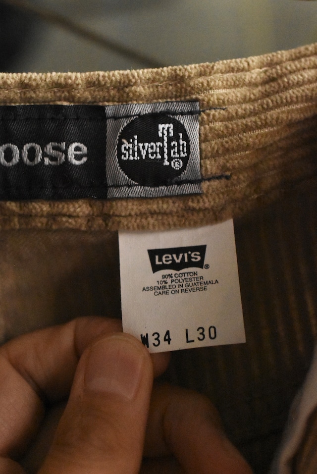 OK/90's "Levi's" silverTab corduroy pants.