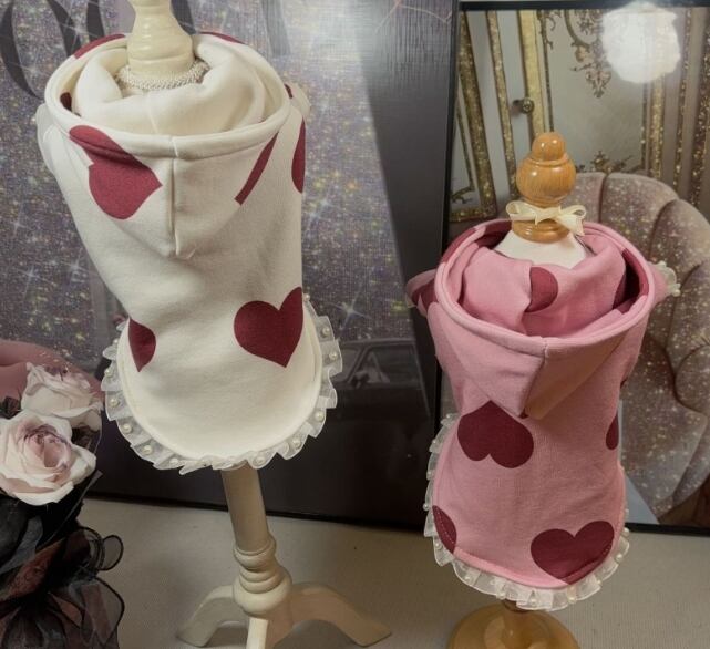 《予約》№1103025 ハートのパーカー