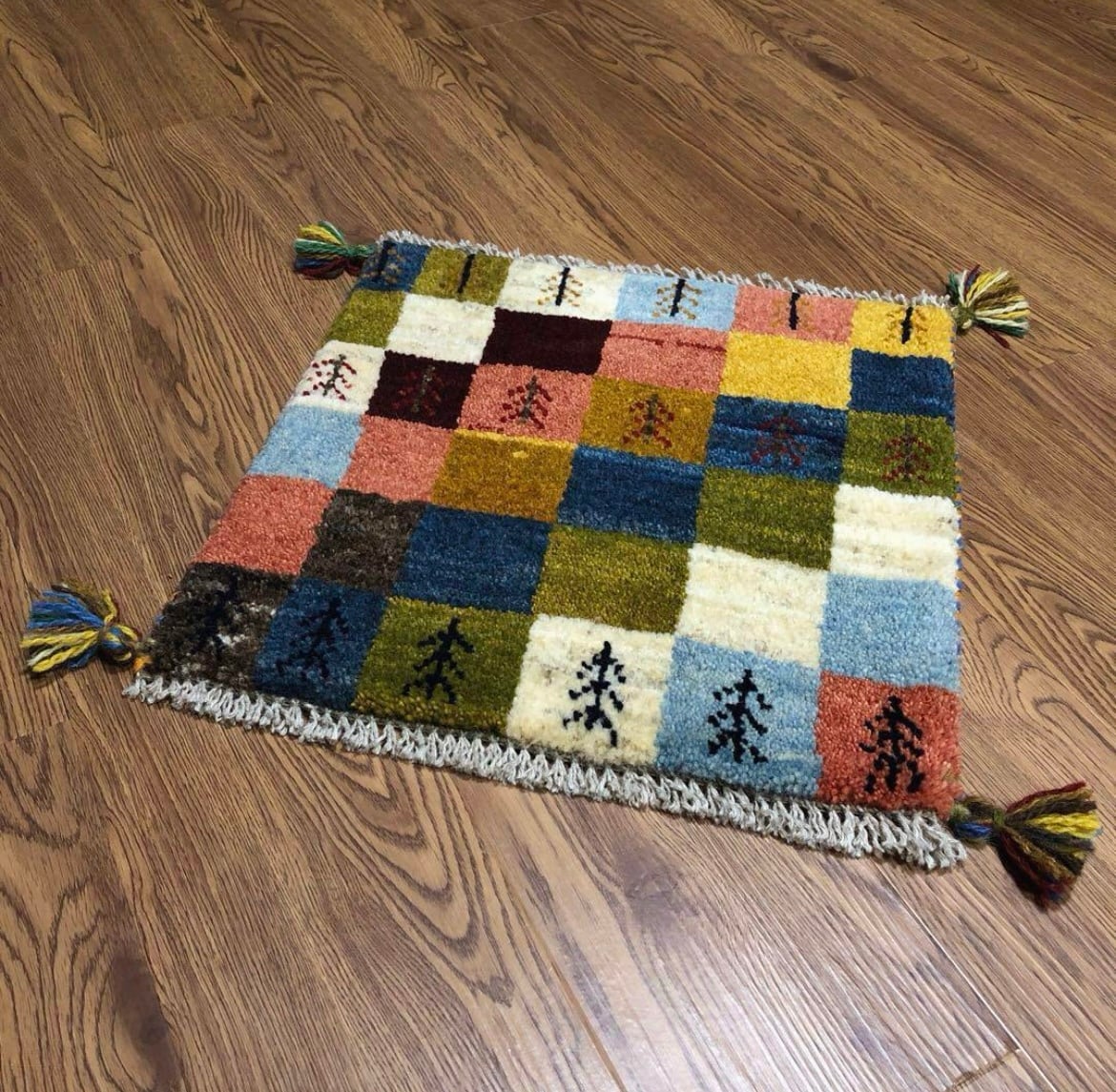 ペルシャギャッベ (ギャベ) チェアマット 椅子の座布団 No.11196 ペルシャギャッベ (ギャベ) チェアマット 椅子の座布団 No.11196