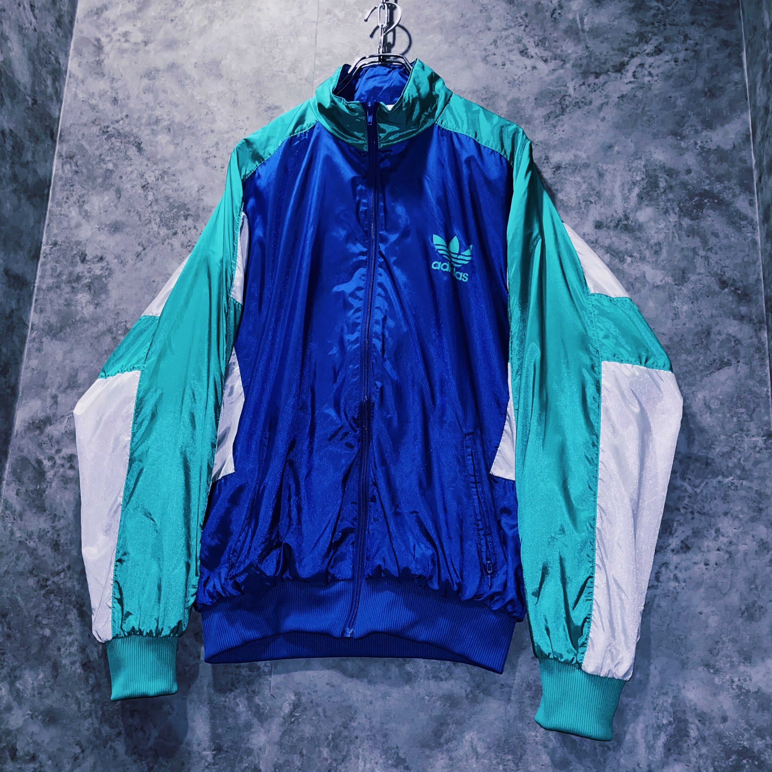 doppio】80's vintage “adidas” switching color design Nylon track