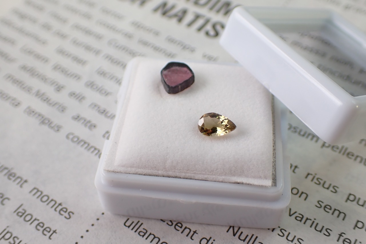 【原石セット】トルマリン/スライストルマリン 0.36ct/0.74ct 　[C2‐335]