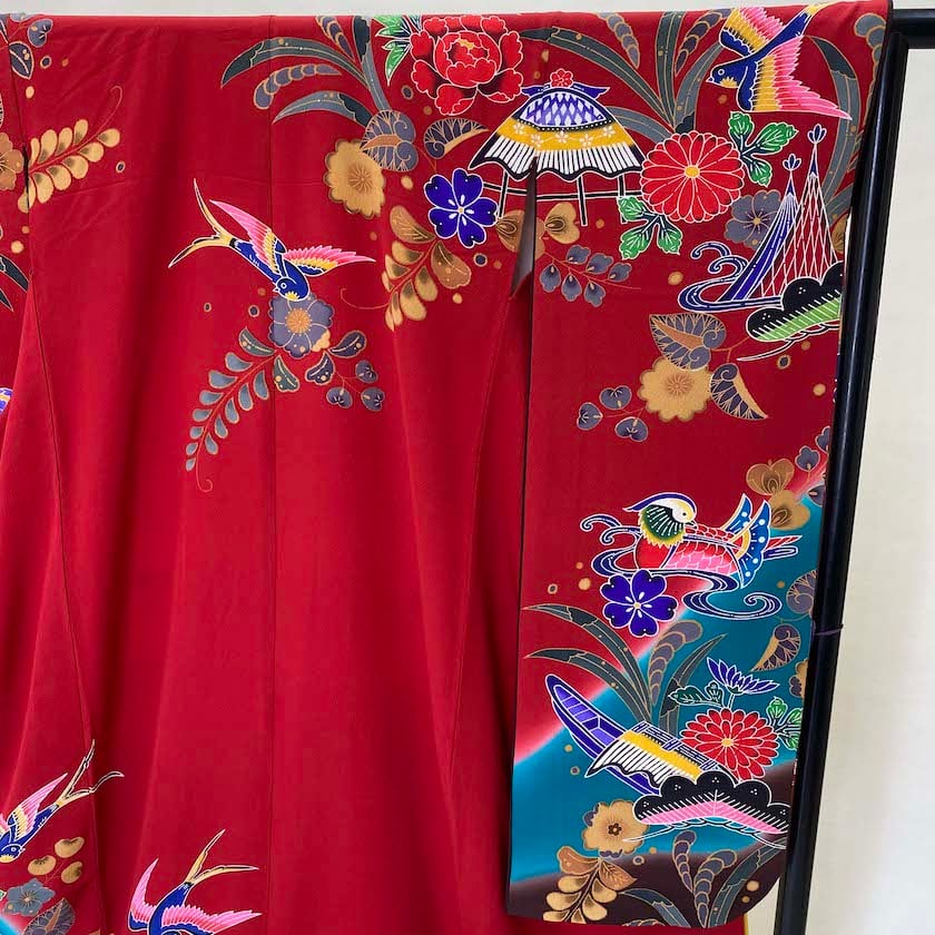 本振袖 正絹 赤 紅型 結婚式 比翼仕立て 古典 裄63.5cm 身丈176cm 美品 