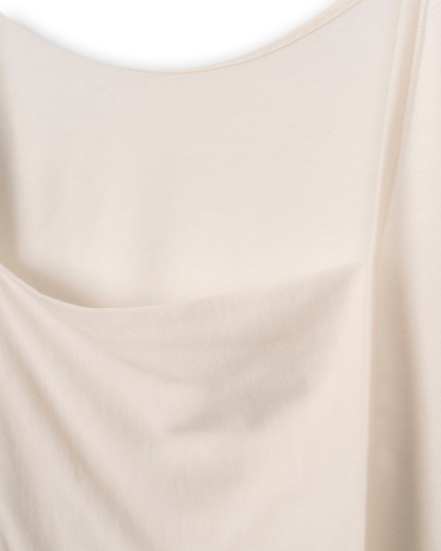 TAN/26SS-18 BANDEAU FRONT-BACK SMOOTH JERSEY TEE/ OFF WHITE