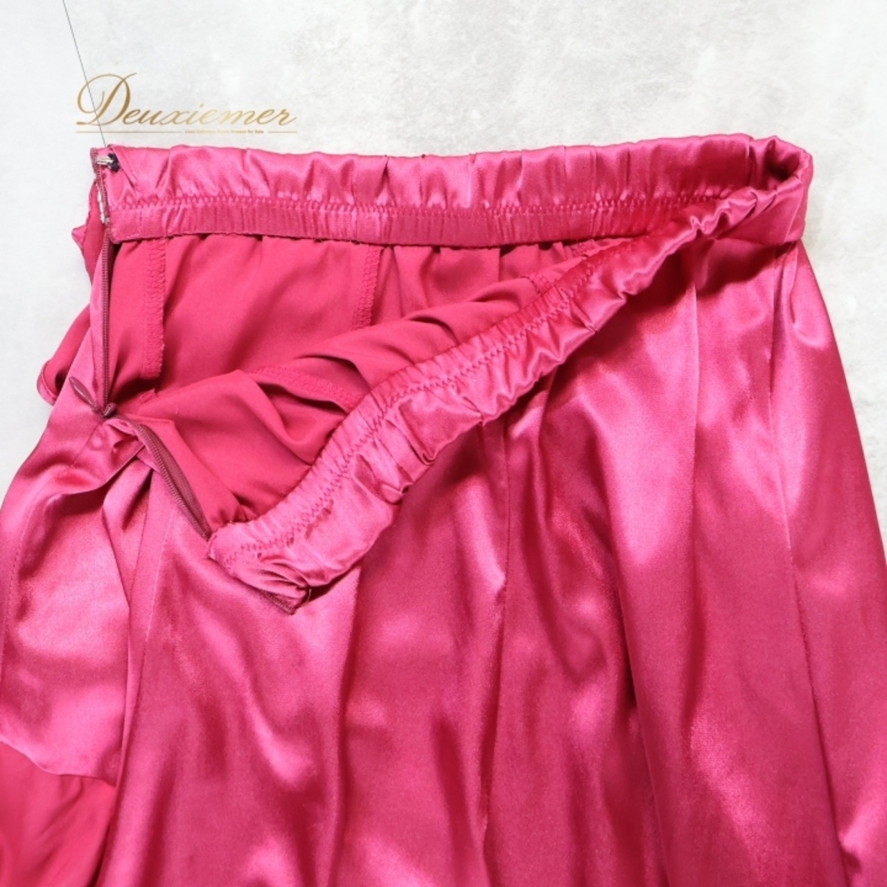 社交ダンス 衣装 スカート ピンク系 チャコットロイヤルダンス Chacott ROYAL DANCE 光沢 高級感 無地 上品 レッスン 練習 フリル 華やか 鮮やか 日本製 かわいい シンプル 明るい ダンス衣装 パーティー