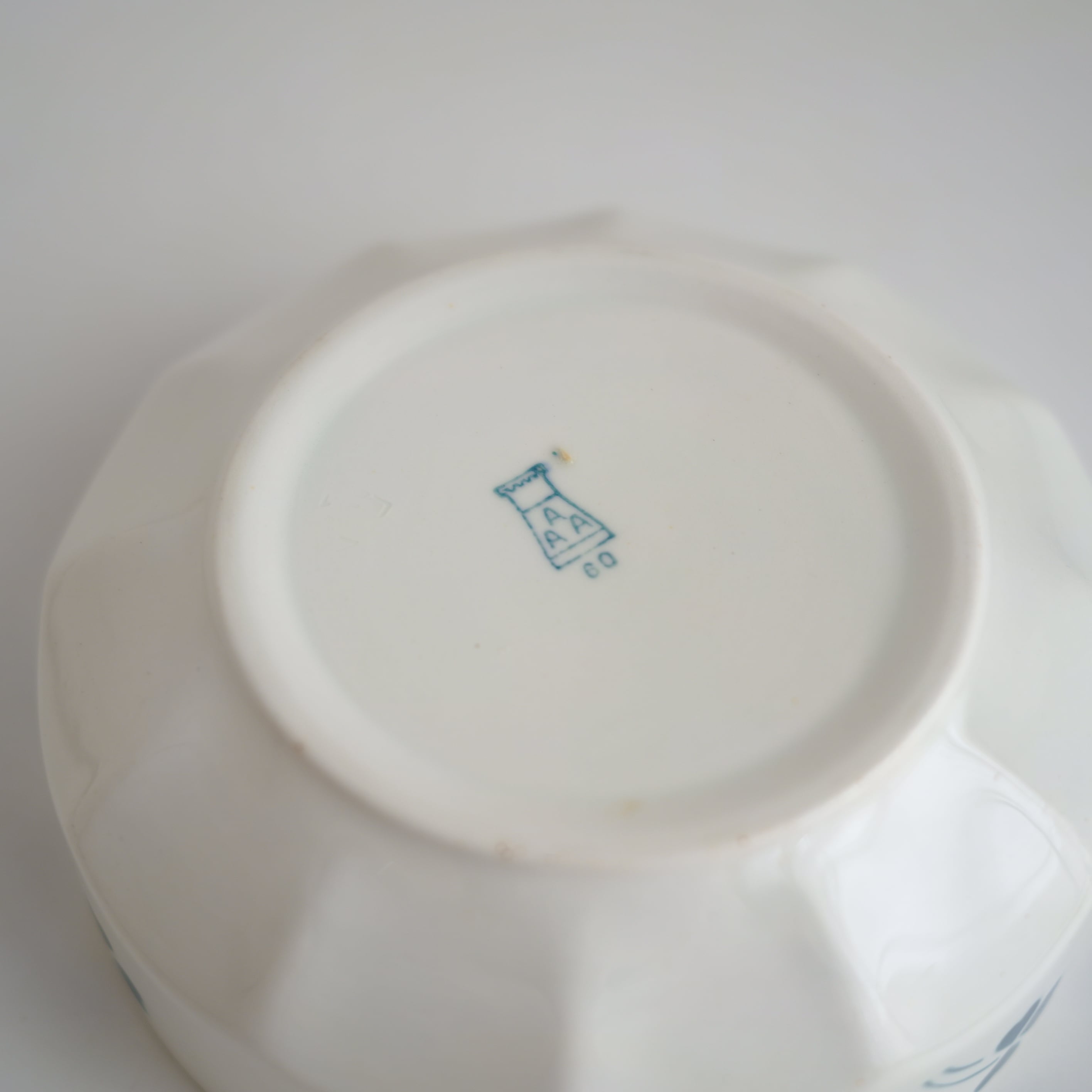 ARABIA / APILA Bowl / 1928-1932 | troldhaugen antiques ｜ 北欧