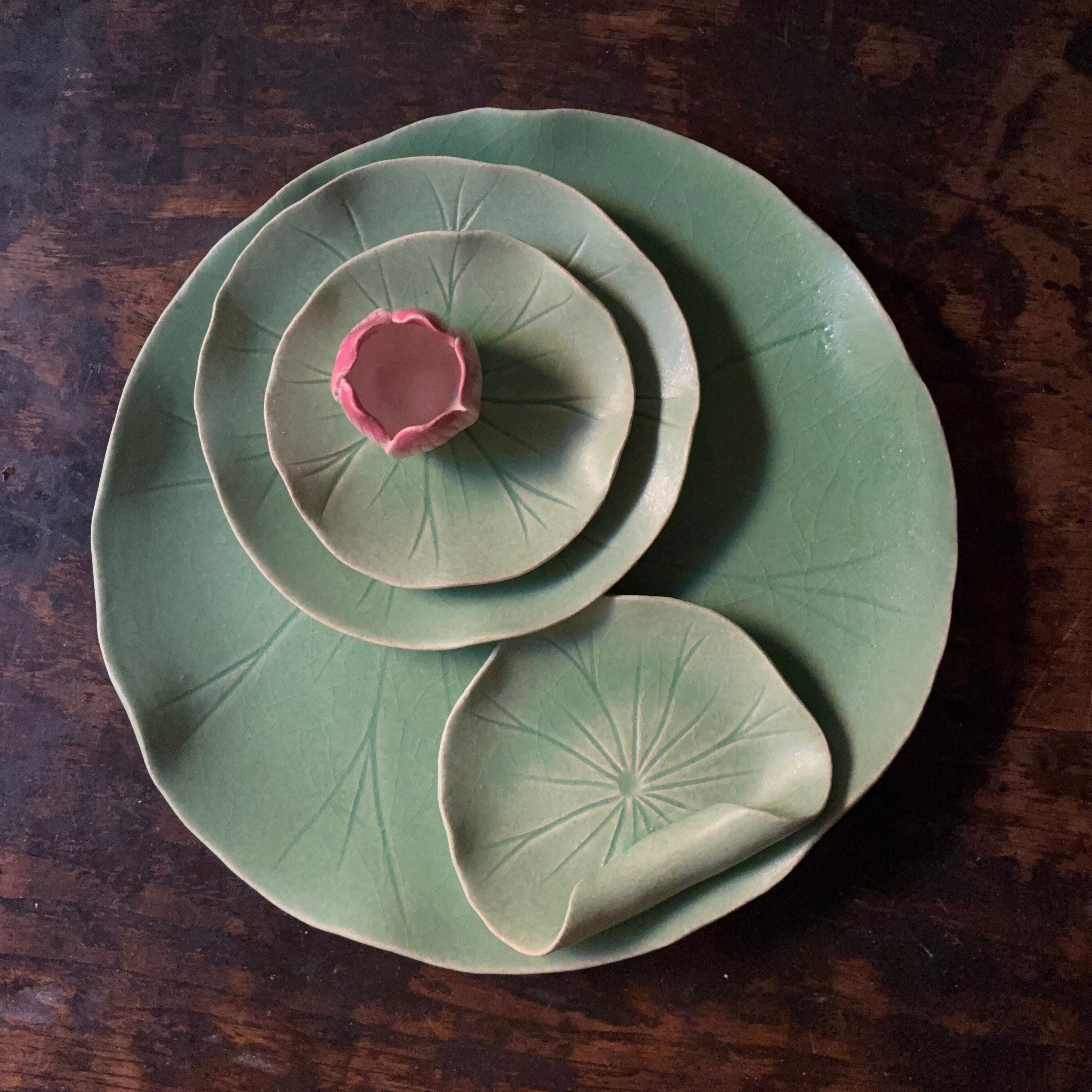 25夏】Lotus 蓮の葉取皿 (幅 16 cm) | TSUNE;田中恒子の器 オンライン