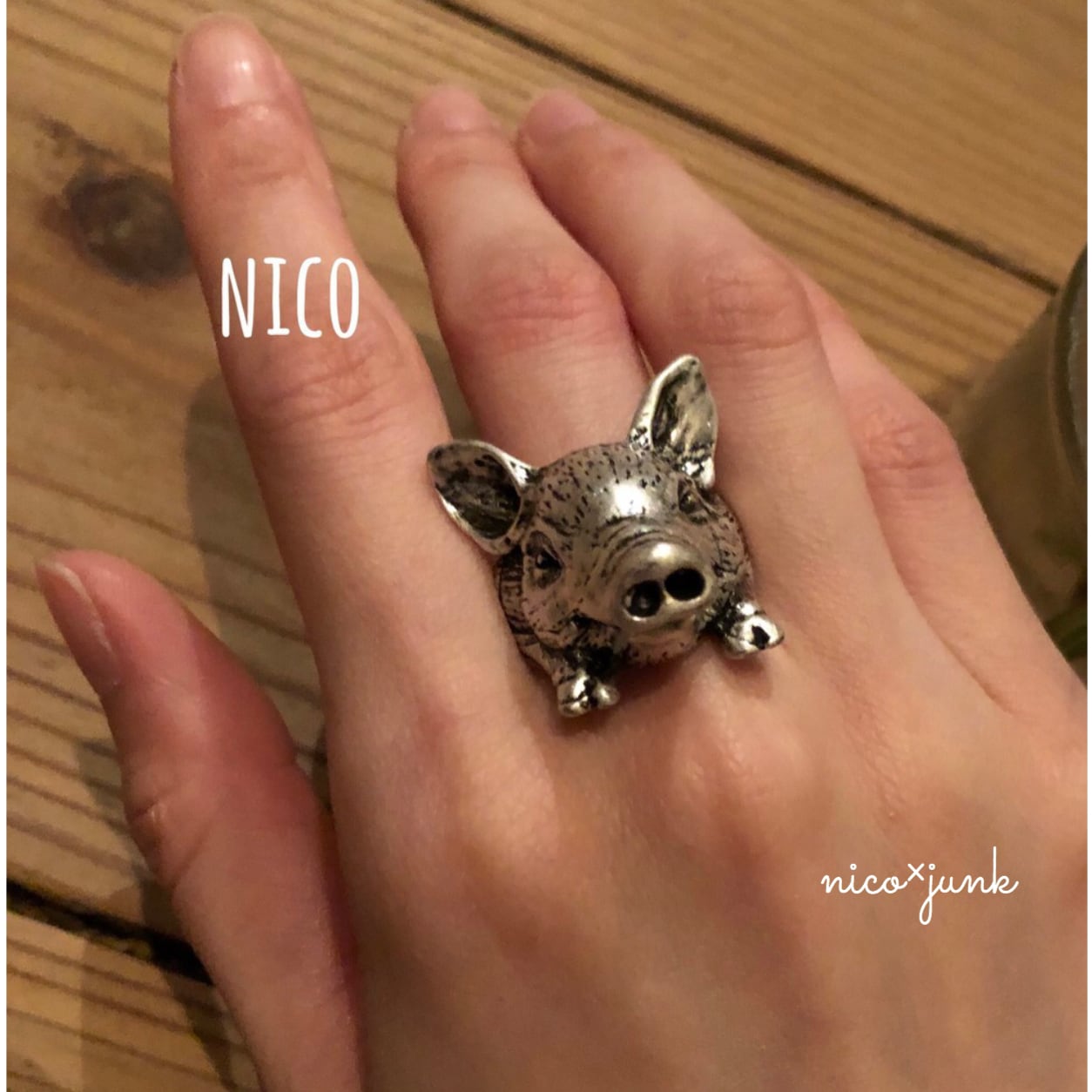 トントン 豚豚 拍子にうまくいきますように ブタさんリング Nico Junk