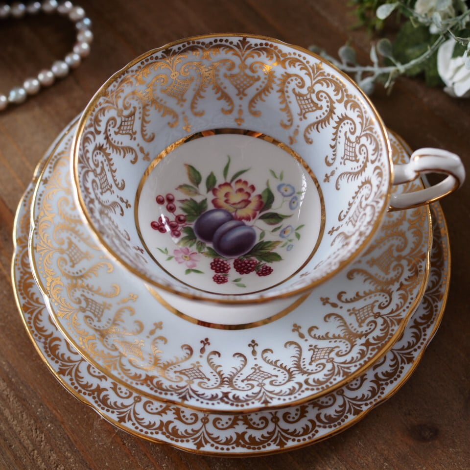  CLIVEDEN カップ＆ソーサー プレート トリオ4客セット WEDGWOOD CLIVEDEN カップ＆ソーサー プレート トリオ4客セット