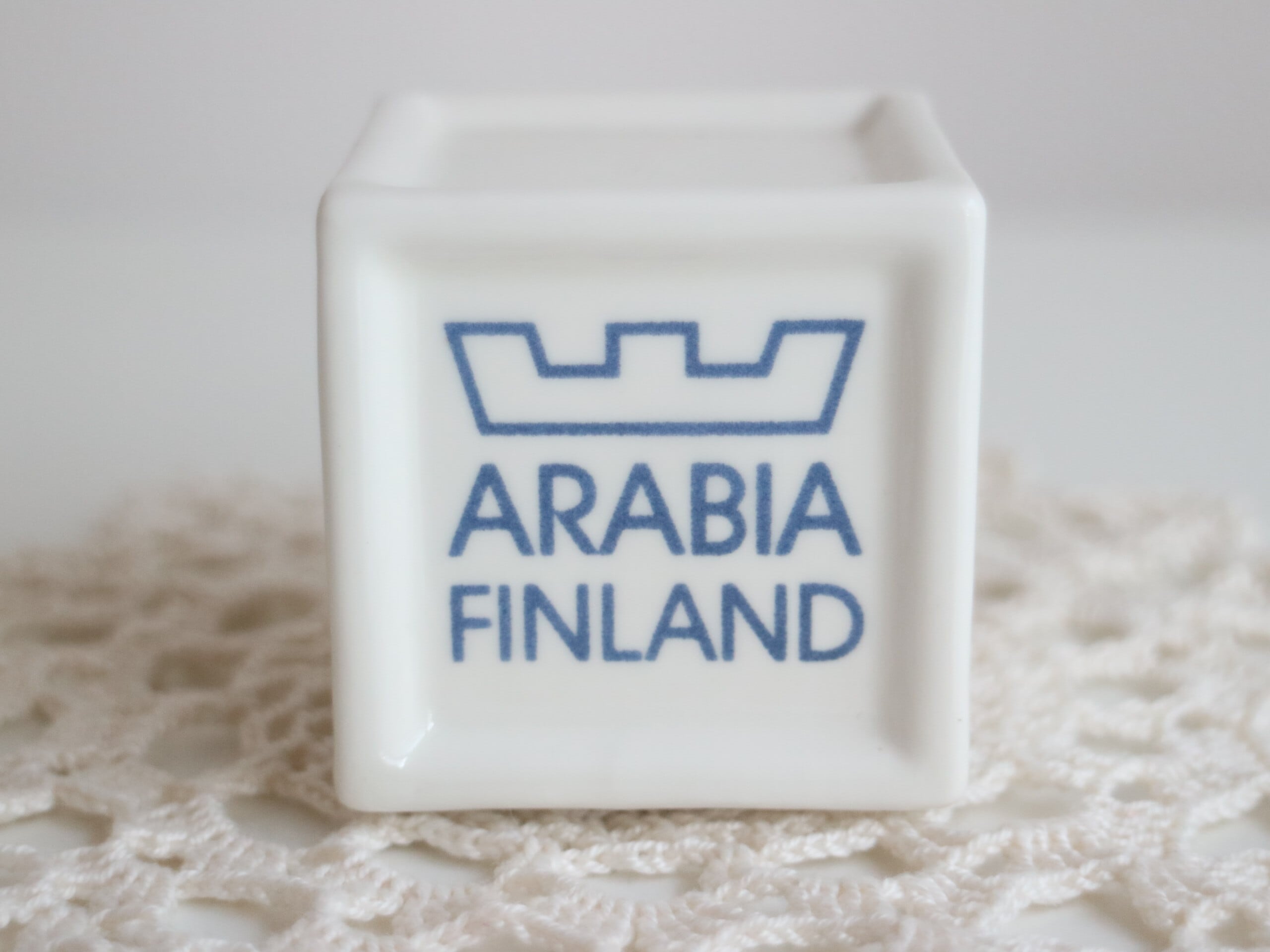 ARABIA / ディーラーサイン No.5946 | Taloni 〜北欧ヴィンテージ食器