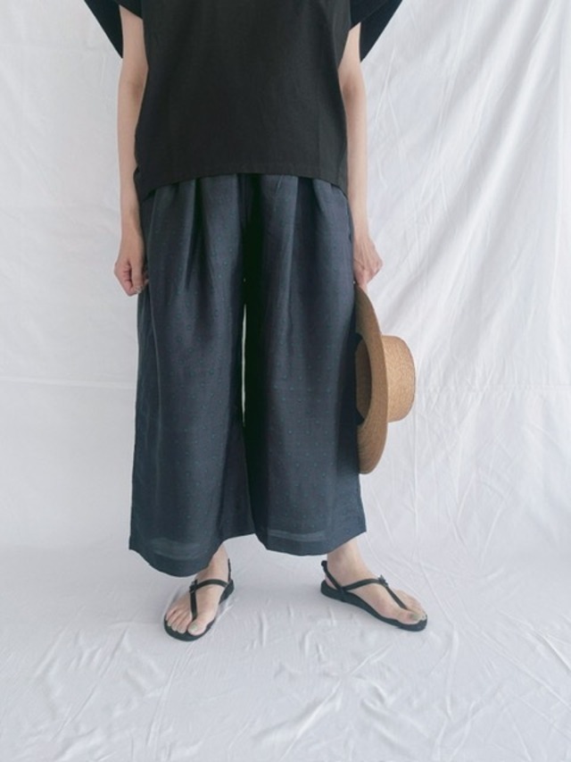 BUNON / khadi silk polka dots print tuck pants / Charcoal