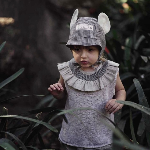 Ash Generation / linen collar | kototo