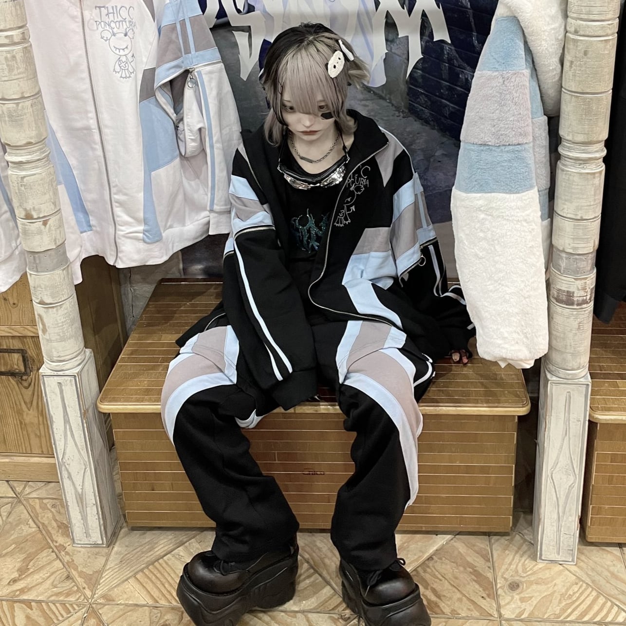 セットアップ破壊骨りあ×PSYNYXX×THICC コラボジャージ上下