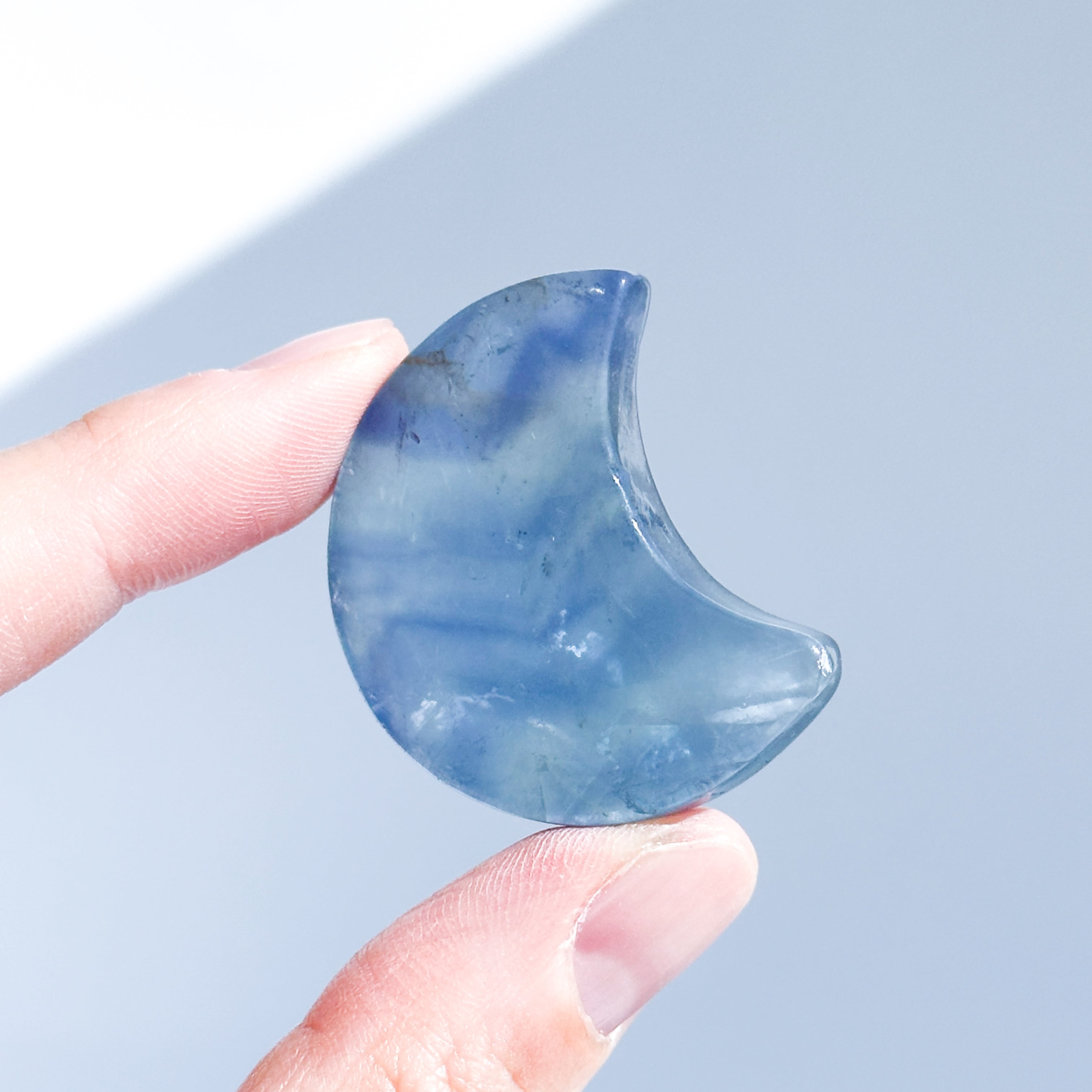 ブルーフローライト 三日月11◇ Fluorite ◇天然石・鉱物
