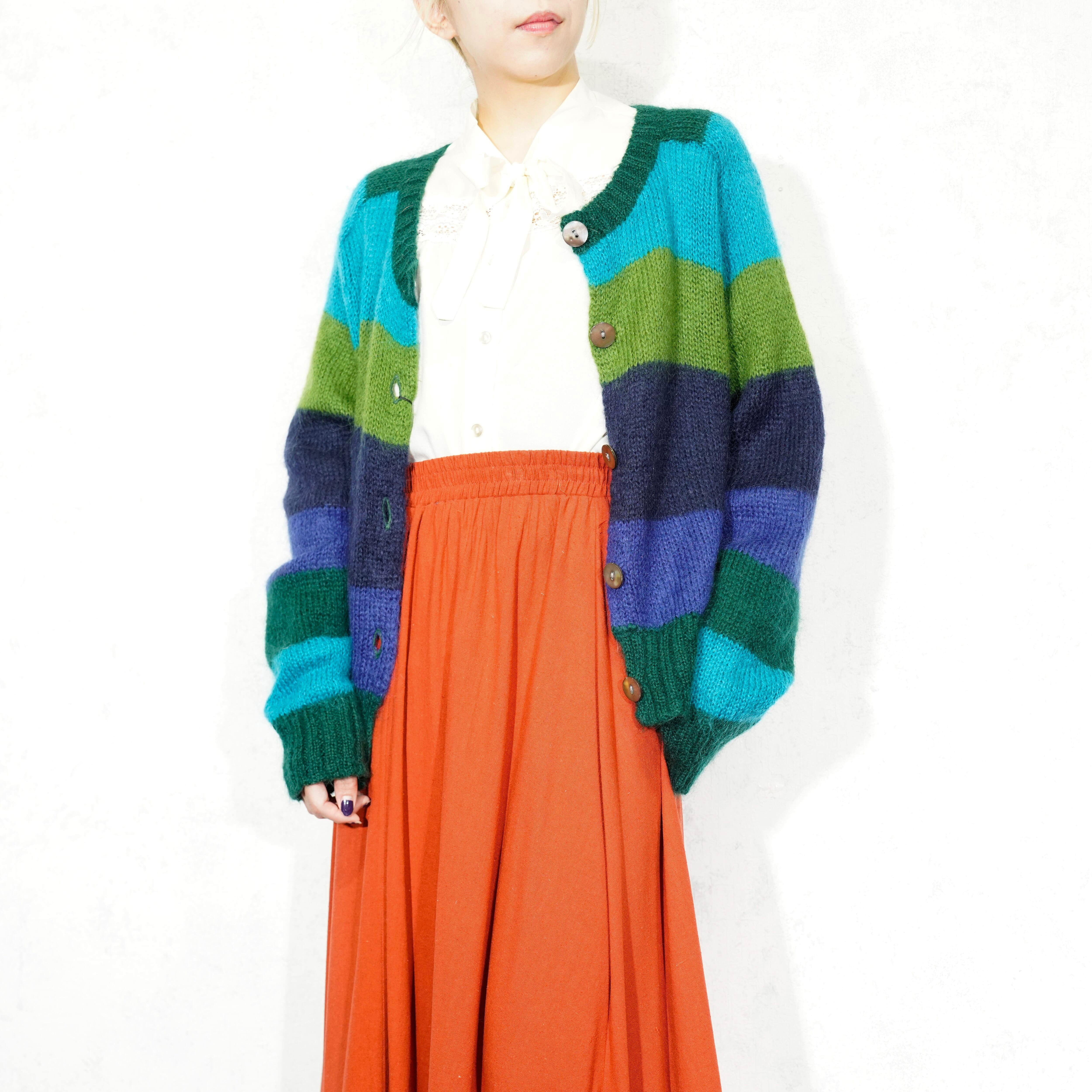 SPECIAL ITEM* USA VINTAGE OLD GAP MULTI BORDER PATTERNED SPECIAL ITEM* USA VINTAGE OLD GAP MULTI BORDER PATTERNED