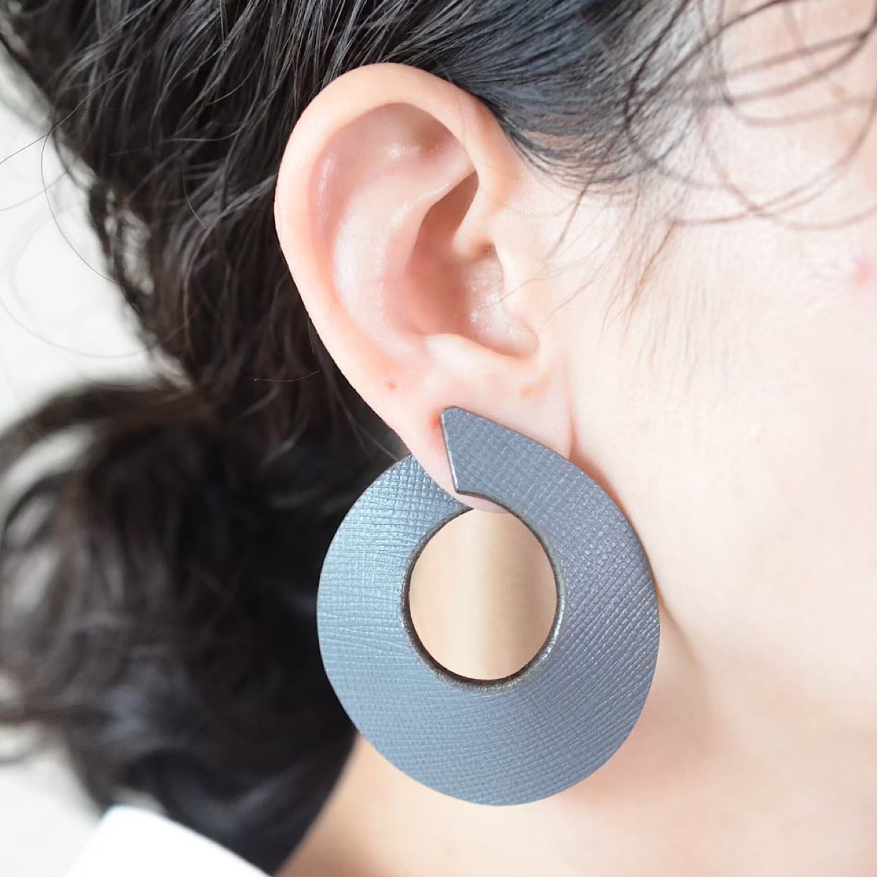 leather pierce/earring 《Goat Connect》3colors | TO DAY'S BOUTIQUE