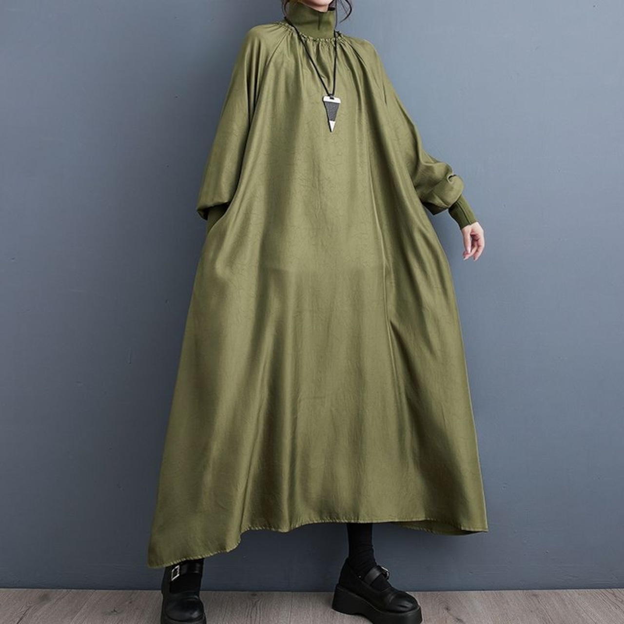 ハイネック バルーン ロングワンピース 00104