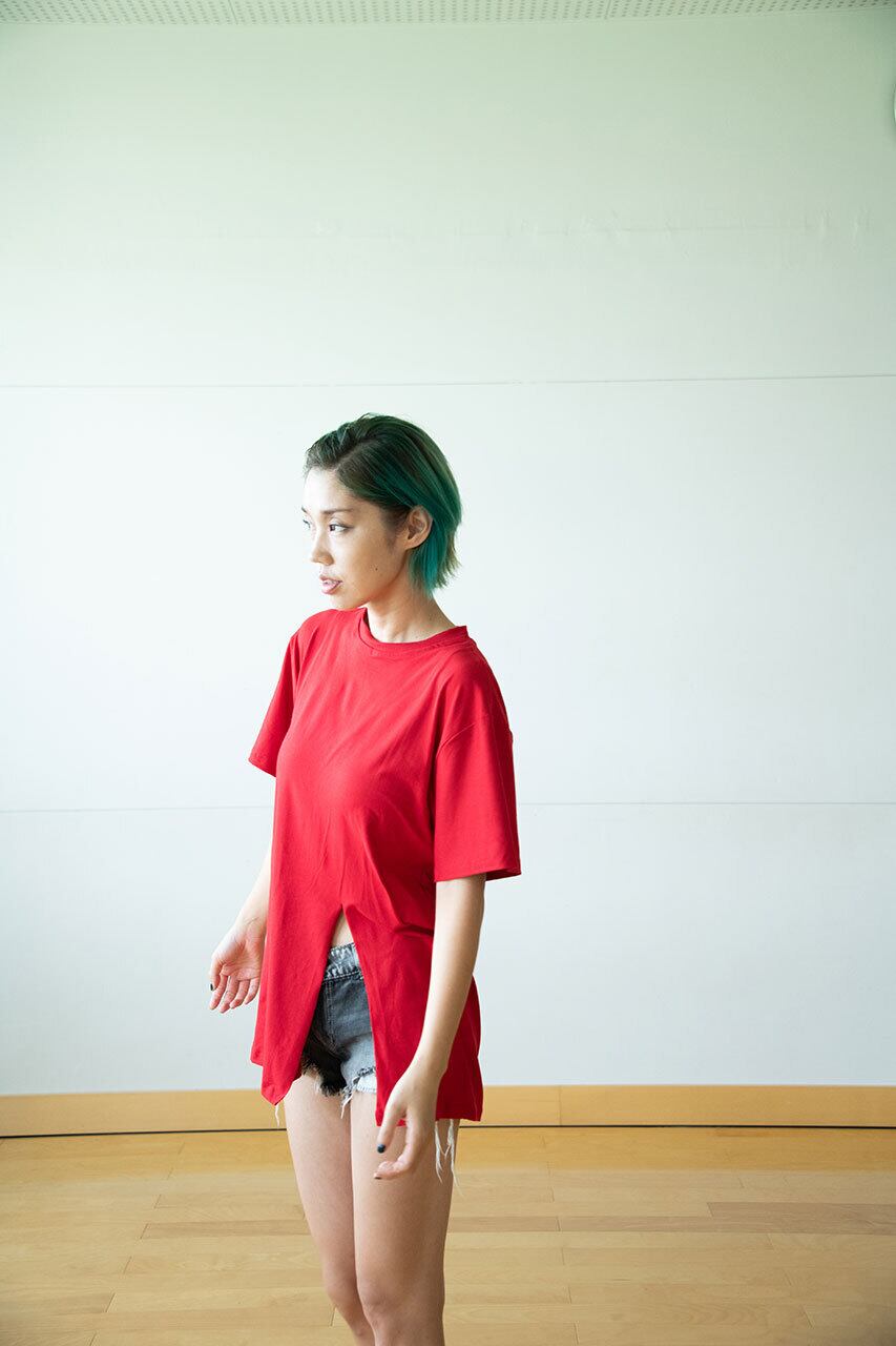 スリットカットソーRED