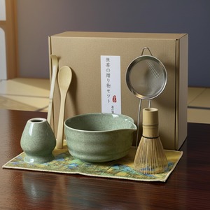 【人気】抹茶セット 7点 片口抹茶碗 百本立茶筅 茶杓 茶こし 茶筅立て 茶巾 スプーン 天然素材 自宅で点前や抹茶ラテを楽しめる 初心者にも使いやすい まっちゃいろ 母の日 敬老の日 誕生日にも