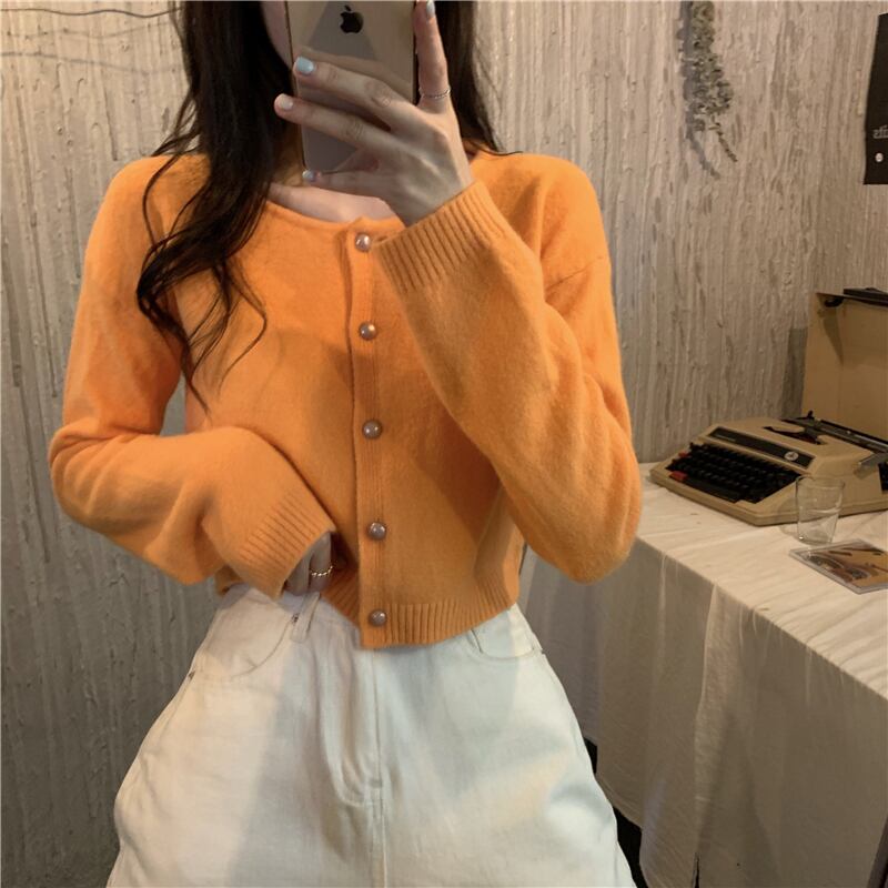 2020年秋ニュースタイルショートスタイルファッションワイルドラウンドネックシンプルシングルブレストニットセーター女性長袖 ドラファッションホール29183791092