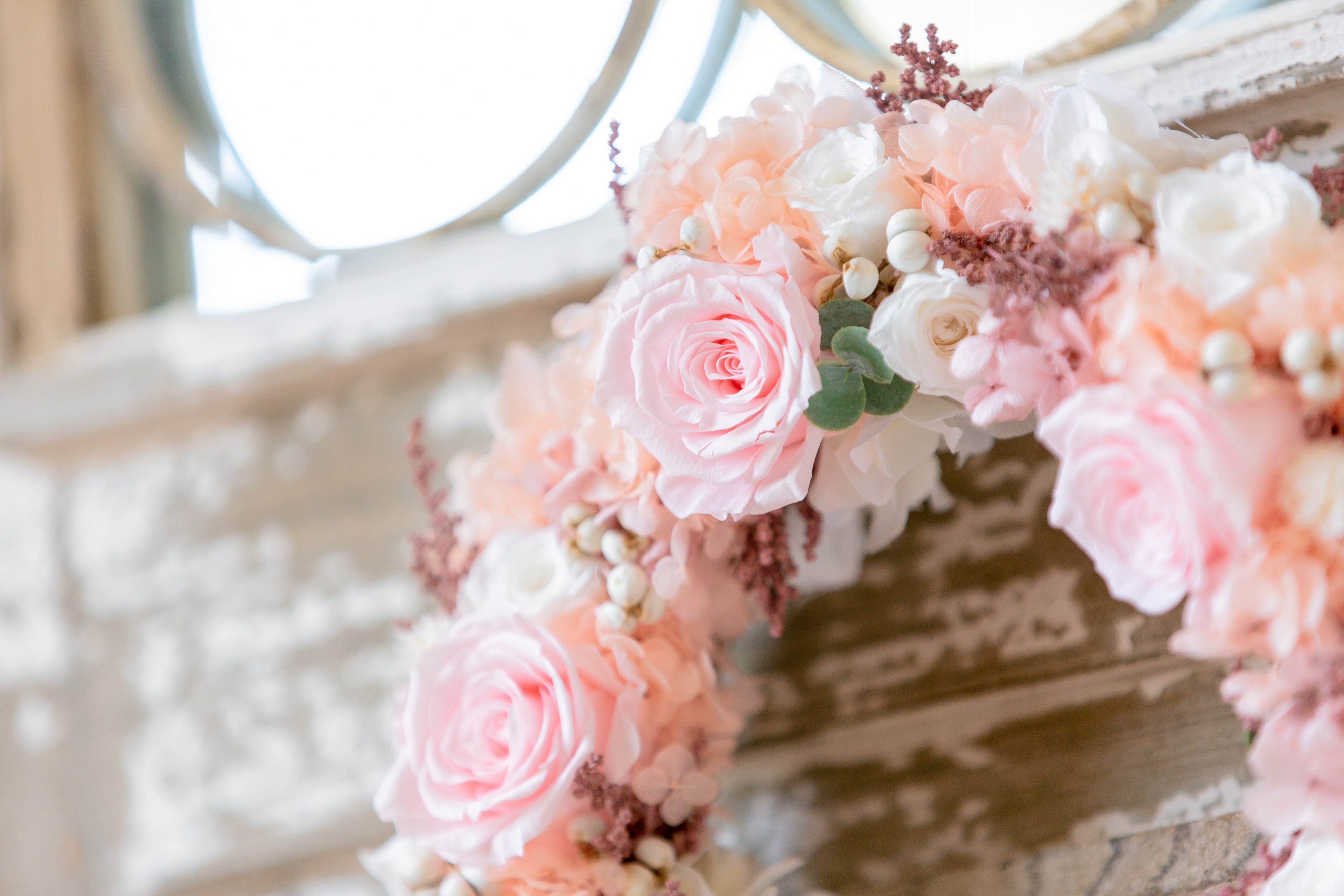 お祝いの贈り物に】プリザーブドフラワーリース（オーダーメイド