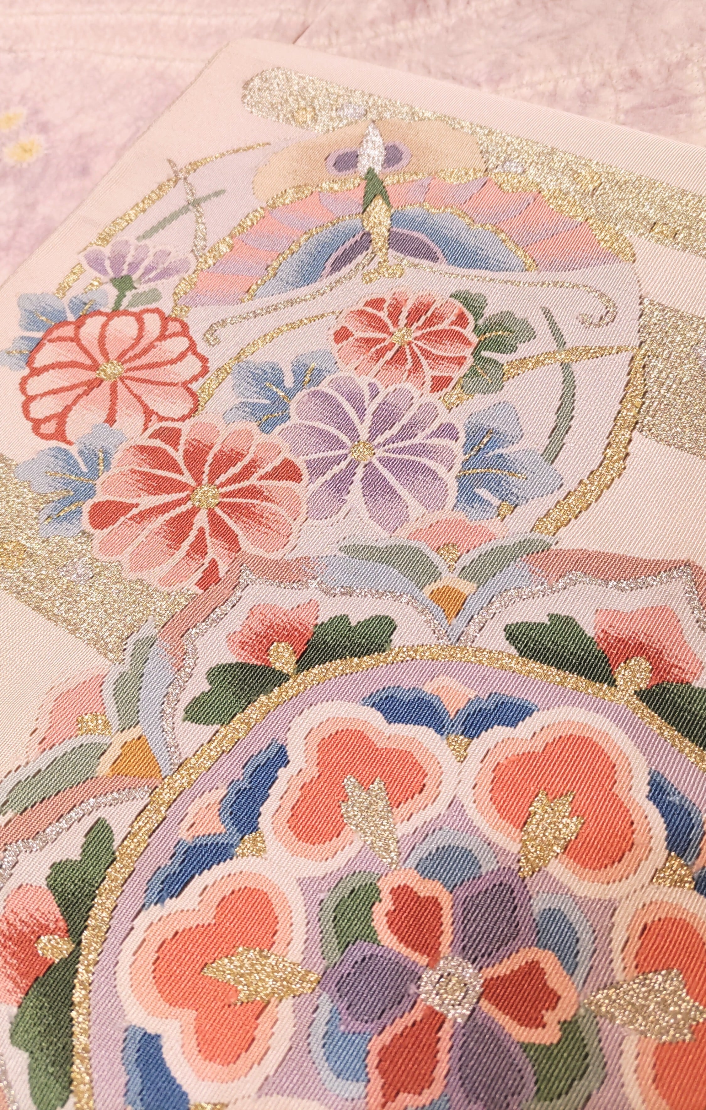 綴れ織りの名古屋帯 白地にお花と蝶々 | リサイクル着物 菅野