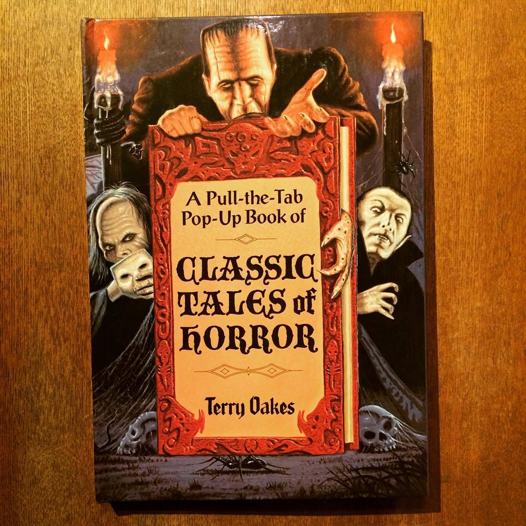 ポップアップ絵本「A Pull-the-Tab Pop-Up Book of Classic Tales of Horror／Terry Oakes」 - 画像1