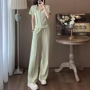 ツーピース セットアップ レディース トップス パンツ ボトムス パーカー ロングパンツ ワイドパンツ ロング 半袖 クルーネック フード ワイド ストリート ウエストゴム かわいい シンプル カジュアル おしゃれ かっこいい ラフ スポーティー ガーリー 存在感 キュート ベーシック アクティブ 無地 春 夏 秋 ロングシーズン 部活 アウトドア ジム 公園 休日 スポーツ ダンス 韓国 オルチャン コーデ 楽ちん プチプラ インスタ映え S M L XL 2XL 小さいサイズ 大きいサイズ カラバリ