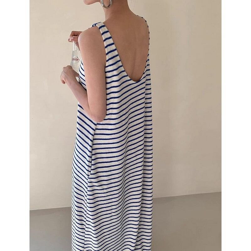 backless boarder A-line one-piece 00651