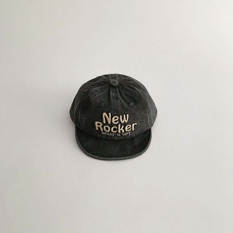 New Rocker刺繍ロゴベビーキャップ