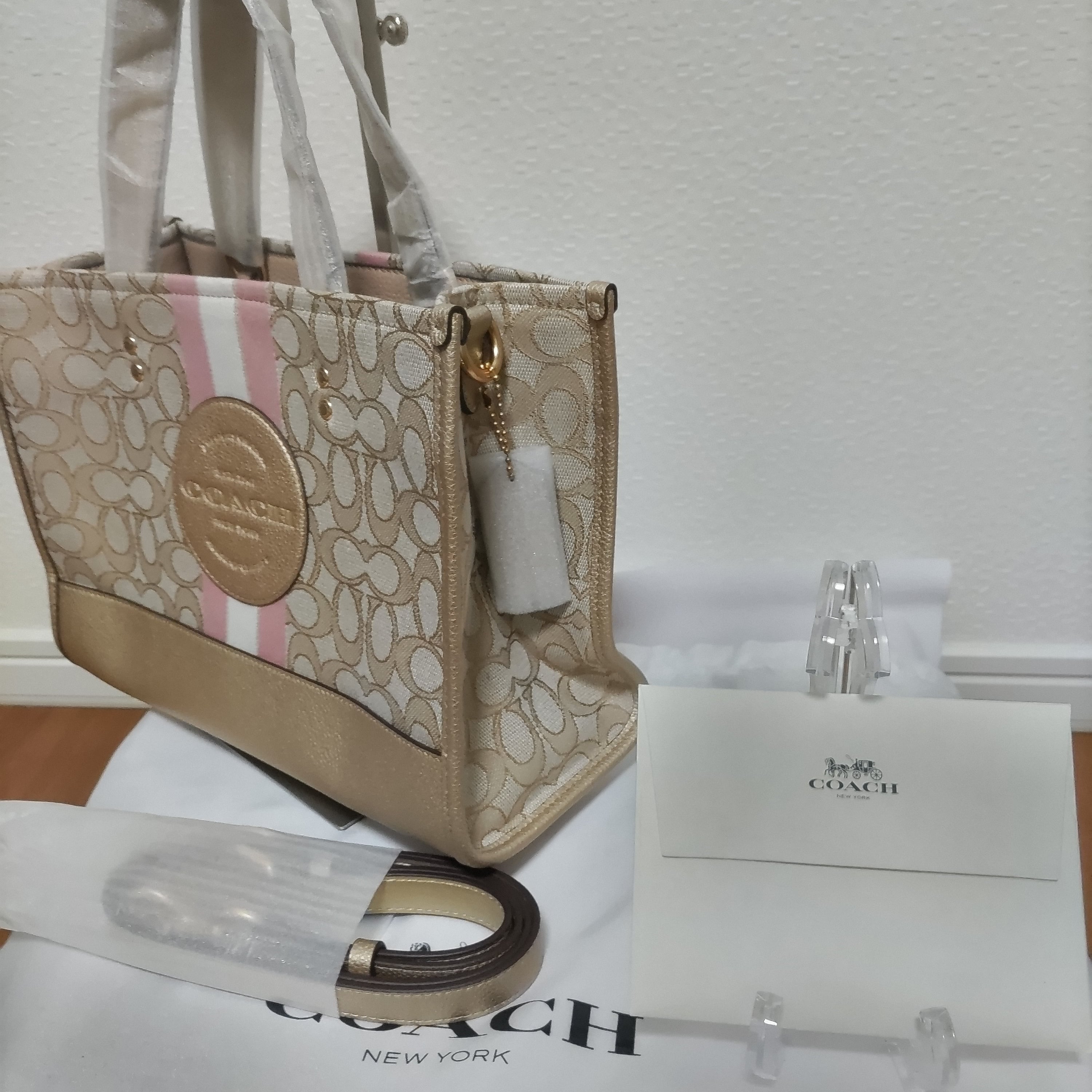 ほぼ未使用美品☆COACH コーチ トートバッグ えがたい 