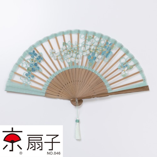額透かし彫扇 紗月 紫陽花 空
