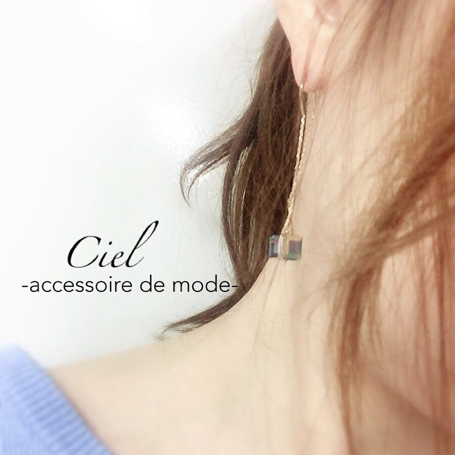 【再入荷】スクエアスワロフスキーピアス・イヤリング