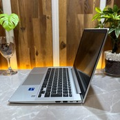 美品2022年式!HP EliteBook 630 G9/Core i5第12世代/メモリ16GB/SSD256GB/FHD/ノートパソコン