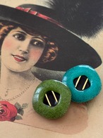 19mm Japanese Vintage ボタン 角なしスクウェア グリーン／イエローグリーン レトロ アクセサリーパーツ 装飾材 カルトナージュ