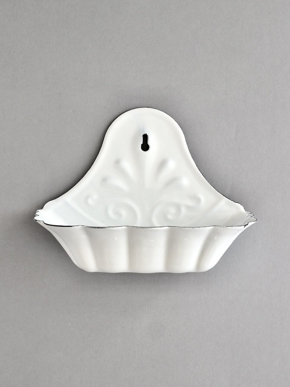 琺瑯のソープディッシュ / Retro White Enamel Soap Dish ZANGRA
