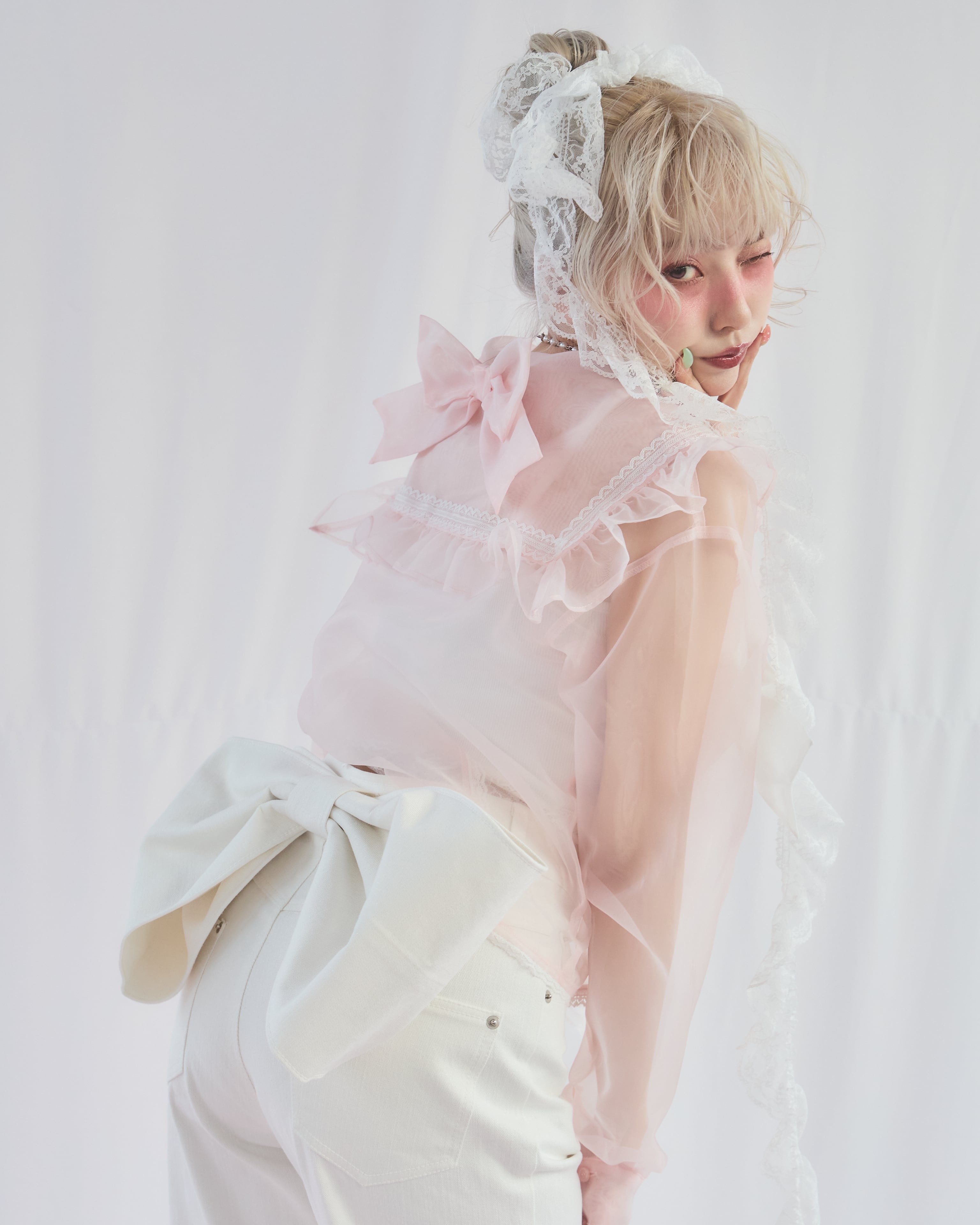 Starry⭐︎バックリボンラメデニムパンツ | lilLilly official webstore
