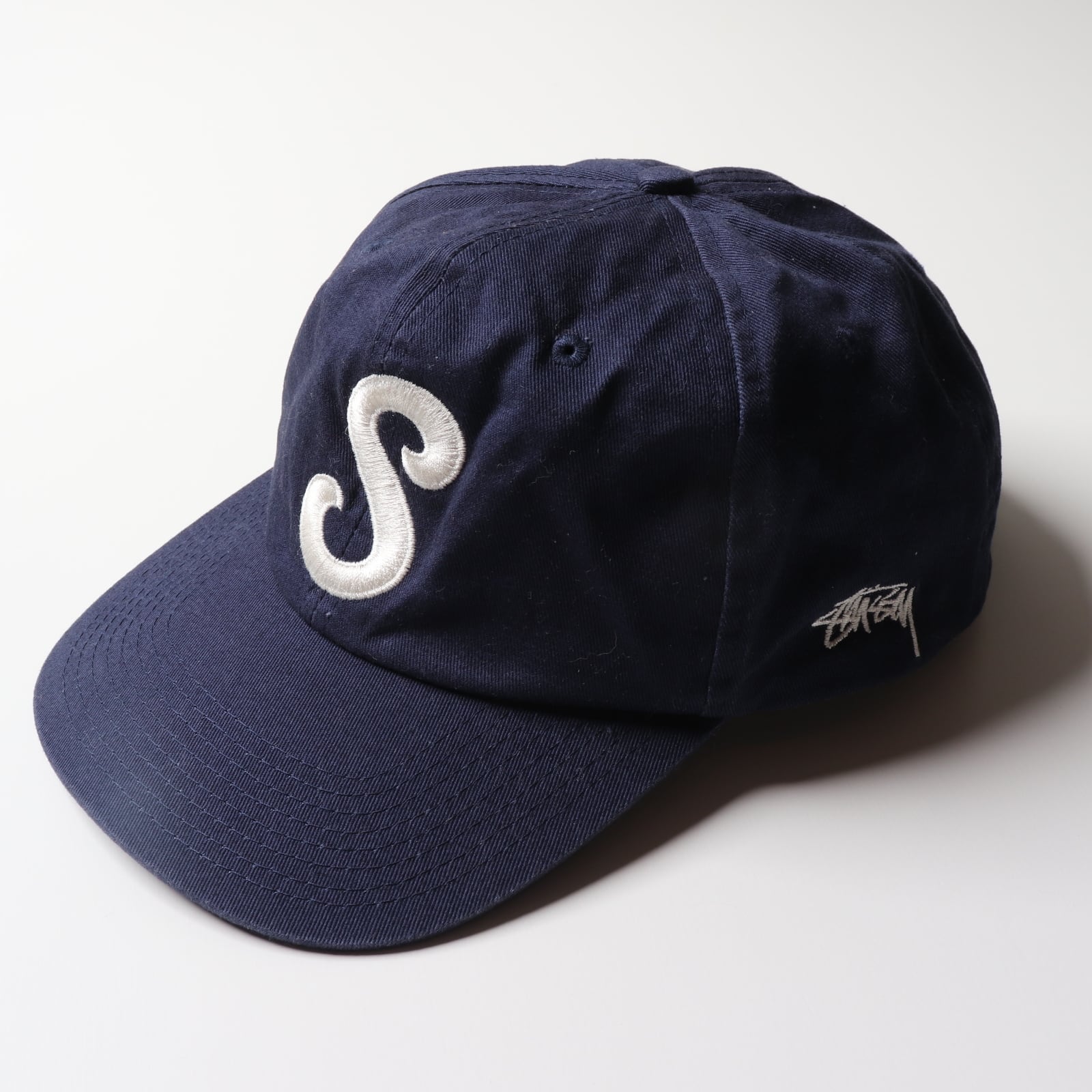 Stussy 刺繍 キャップ ステューシー ネイビー 革ベルト ロゴ 帽子 
