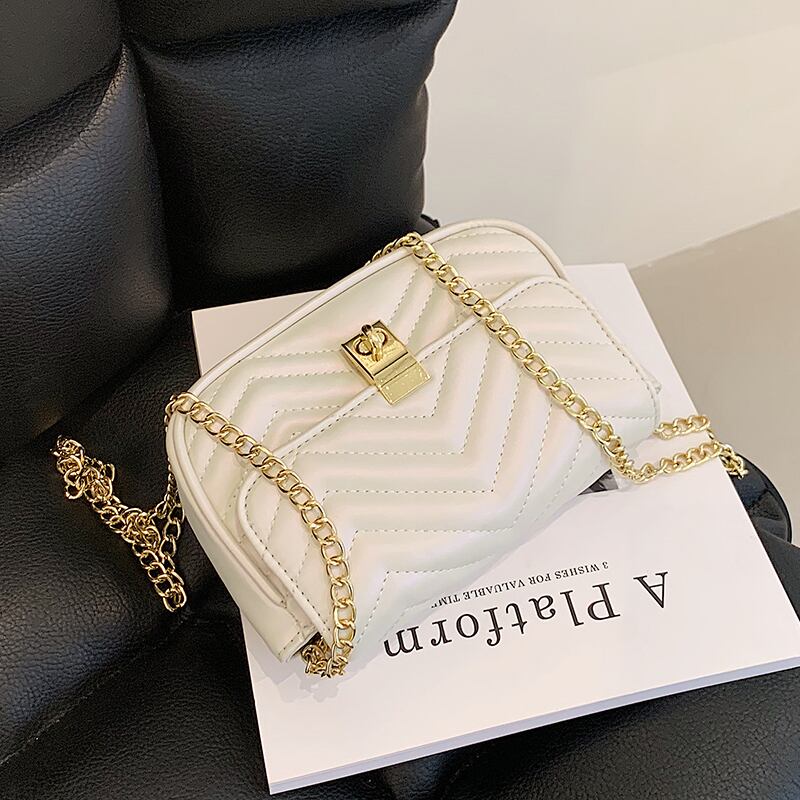 チェーン ホワイトサマーシングル 夏物 スクウェア メッセンジャーバッグ Tiancai_Wing_Bag40921861611