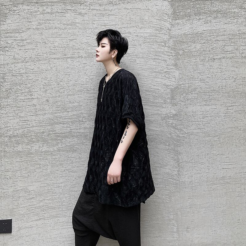ゴスロリ系 メンズ シャツ 半袖 エンボス加工 モノカラー 黒コーデ 病み可愛い オーバーサイズ モード系 韓国 オルチャン 原宿系 10代 代 Dressyなモード系 ゴシック専門店 Ladies Fashion Seasonz