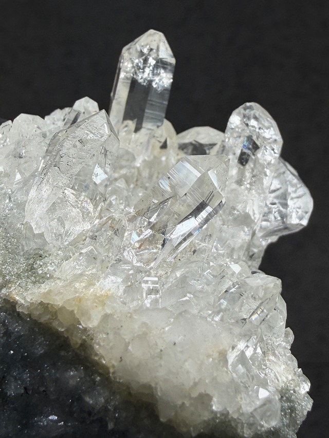 クォーツクラスター×クローライト【ML-0118】インド マニハール