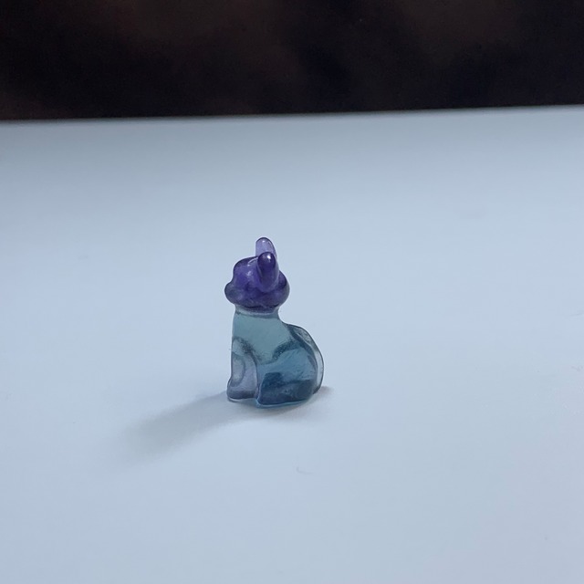 17.透明度有・可愛いフローライトねこちゃん