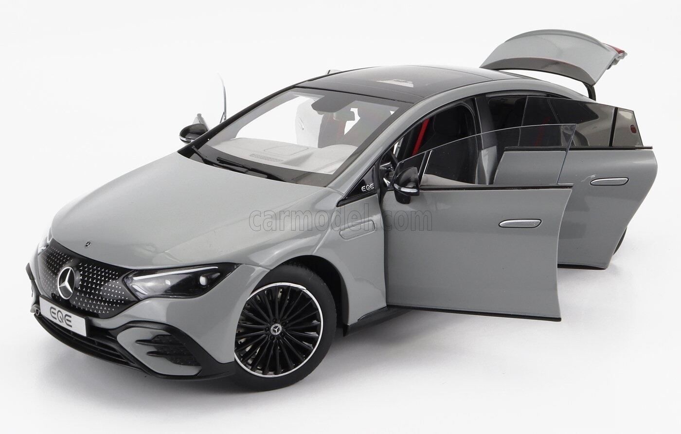 ミニカー 1/18 メルセデス ベンツ メルセデスEQ NZG 1/18 MERCEDES