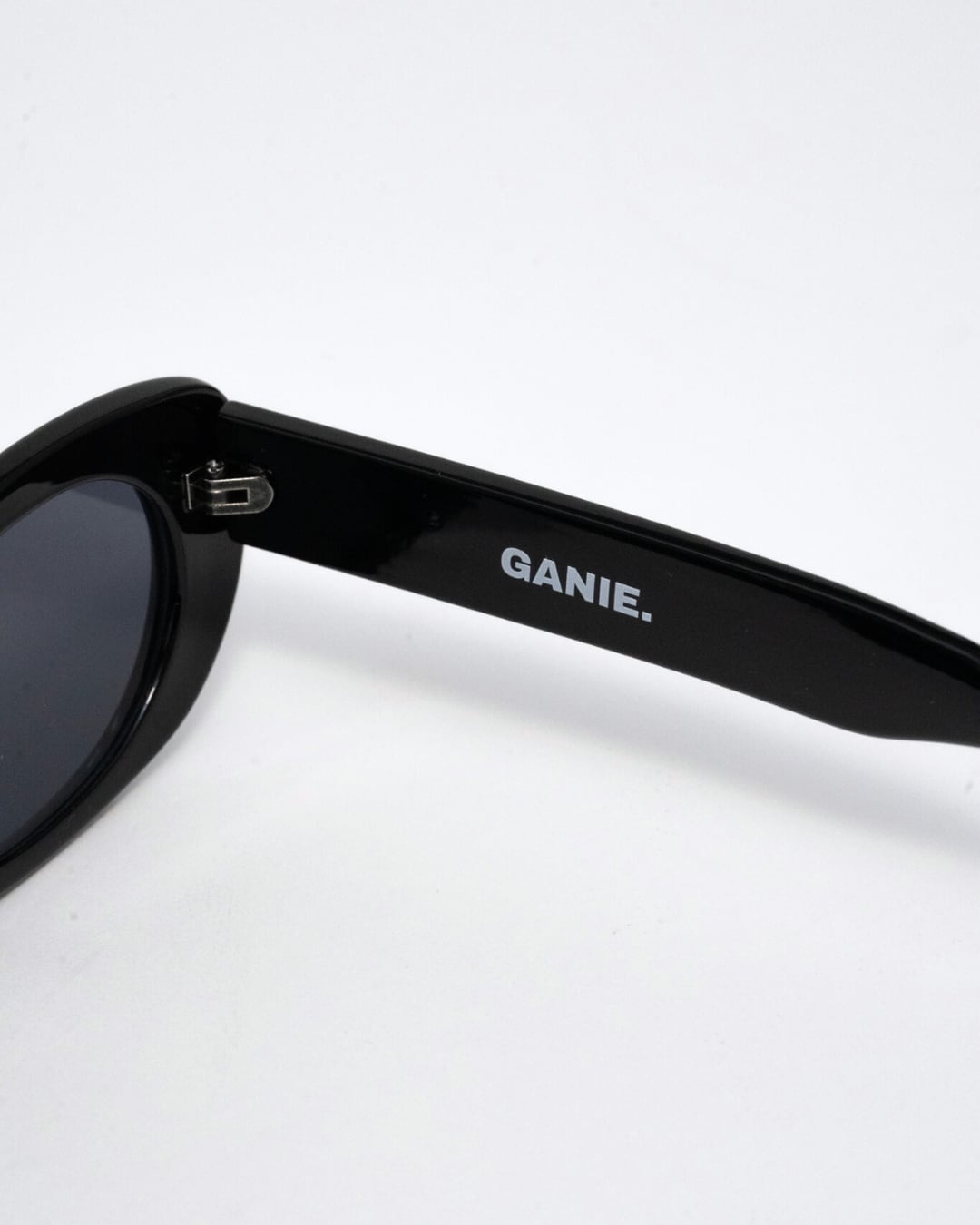 Alice | black | GANIE