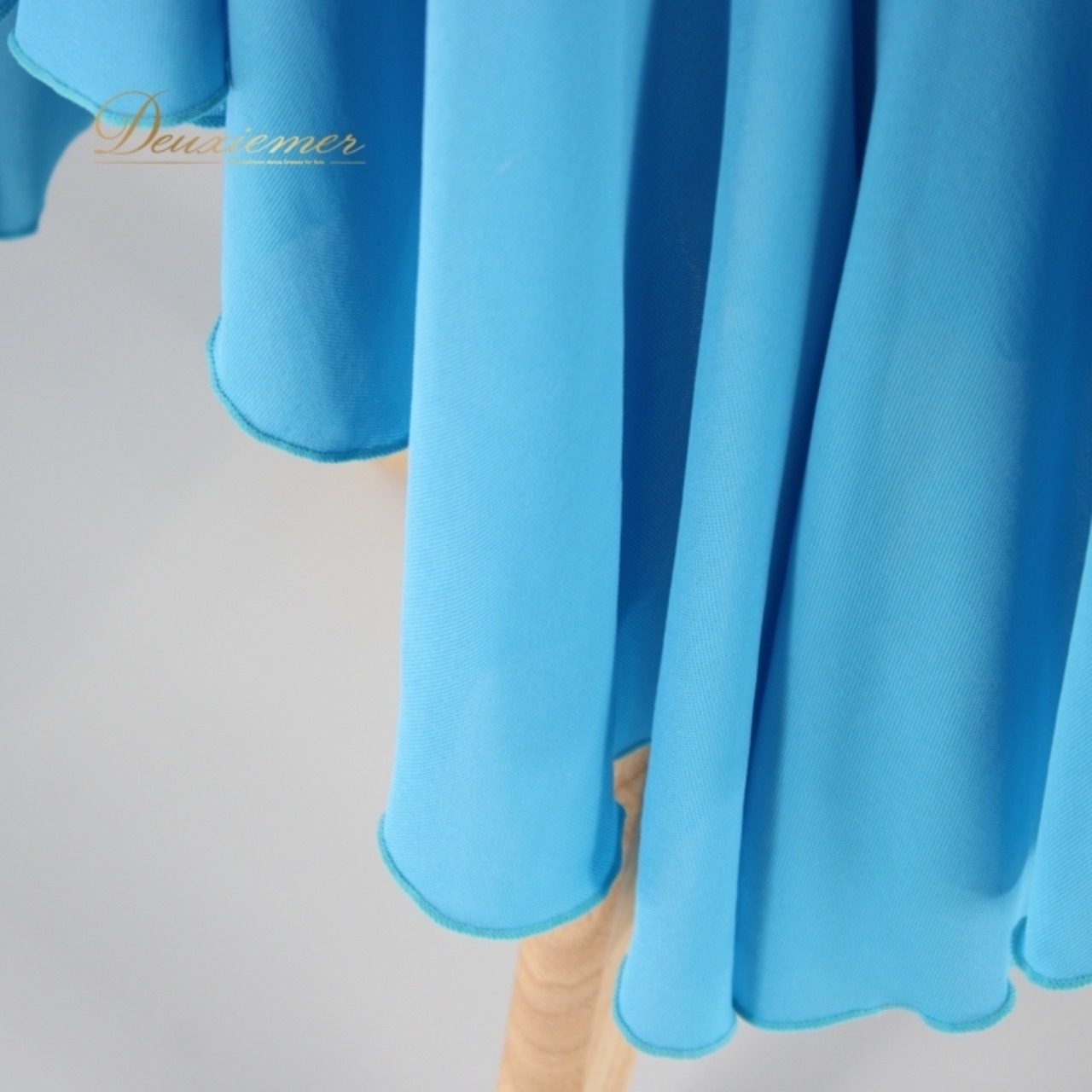 社交ダンス 衣装 スタンダード スカート レッスンウェア レディース Create-Sun クリエイトサン 水色 無地 ブルー系 練習着 上品 清楚 レディースウェア ダンス衣装 スカート スポーツウェア フロアー パフォーマンス用 着心地良い 練習着 伸縮性あり 夏用 洗濯可能 動きやすい ショート丈 高級感 クリエイトサン おしゃれ ファスナー ルームウェア ブルー コーディネート