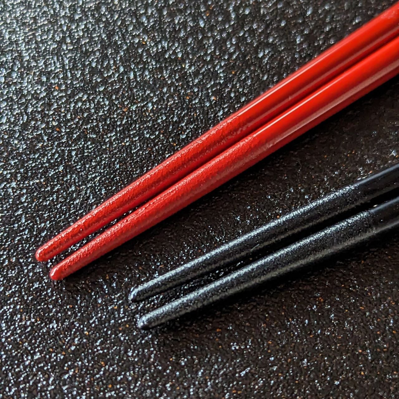 輪島漆箸 化粧箱二膳入 手彫両面沈金 松葉 | 創作漆器 金沢わこう