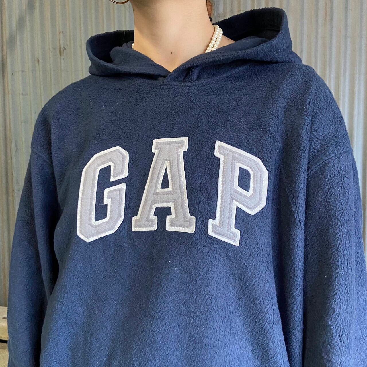 Gap ギャップ ロゴワッペン フリース プルオーバーパーカー メンズl 古着 ネイビー 紺 パーカー Cave 古着屋 公式 古着通販サイト 30 Off Sale開催中