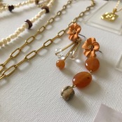 ［オレンジアベチュリン］アシンメトリーピアス