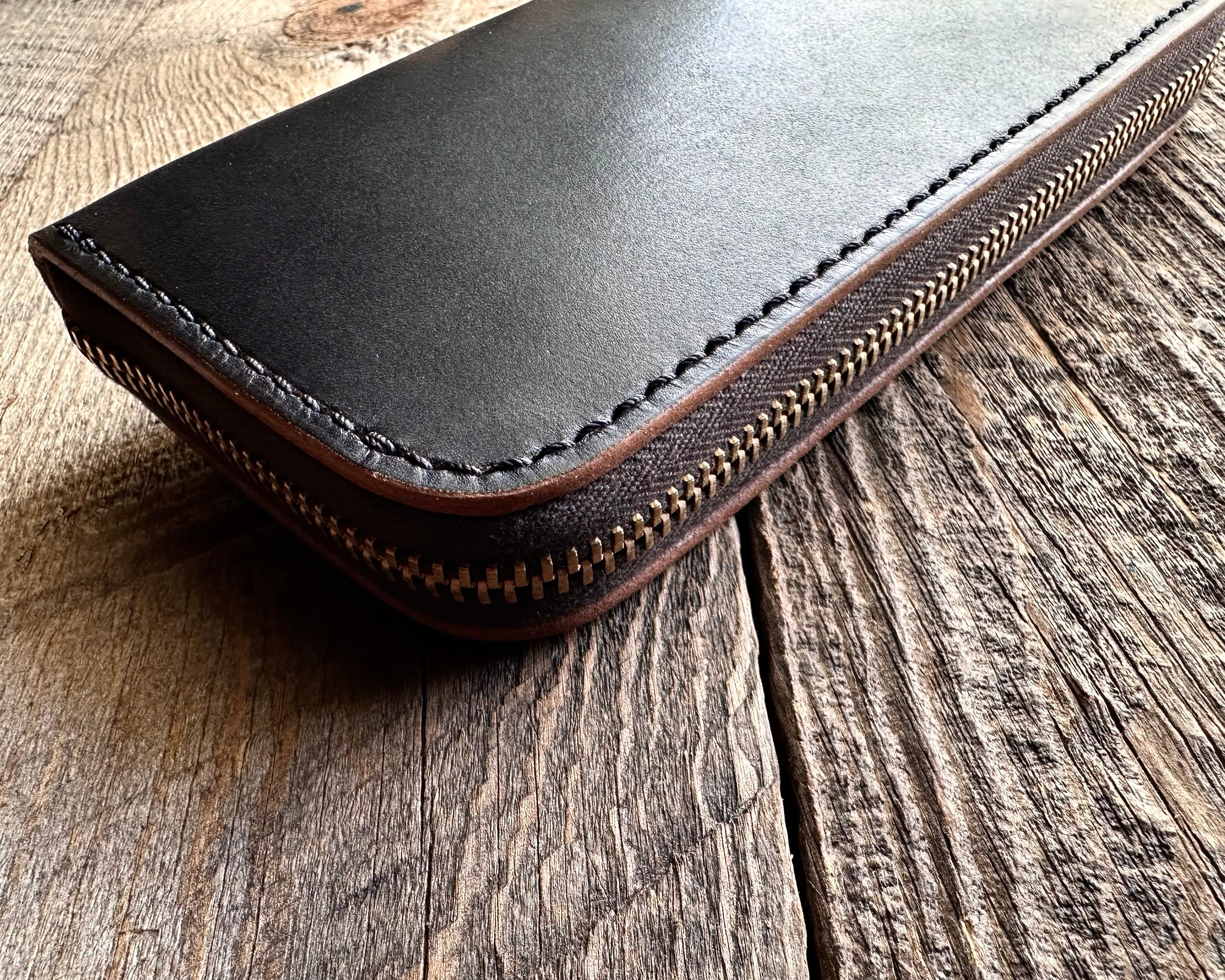 ROUND ZIP LONG WALLET | Casoworks